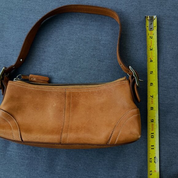 Coach Hamptons Mini Baguette in tan leather Y2K - Picture 4 of 13